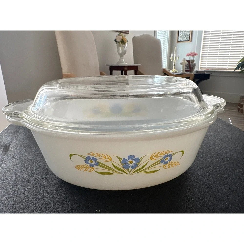 Vintage Fire-King Blue Wheat Milk Glass Oval Casserole Dish with Lid 1.5 Qt 467